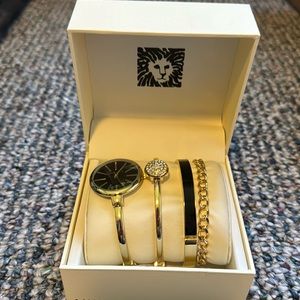 NWT Anne Klein watch set